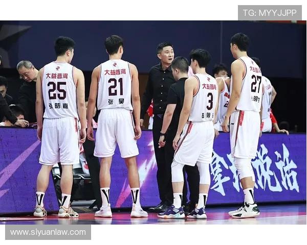 任骏飞领衔新赛季篮球盛宴展现实力与团队合作精神的精彩瞬间