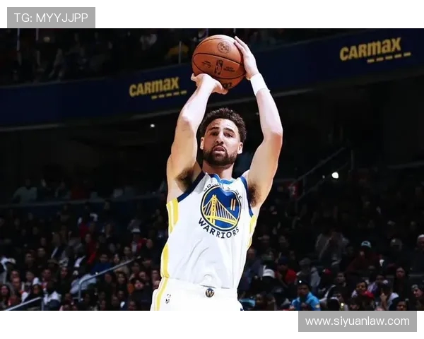 克莱汤普森：勇士队的三分神射手与篮球传奇的成长之路