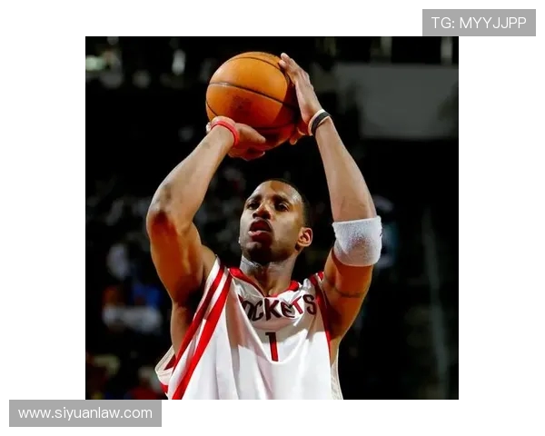 朱俊龙：从青涩少年到篮球场上的璀璨明星，追寻梦想的奋斗历程与心路历程