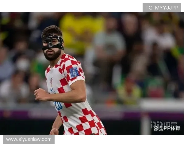 格瓦迪奥尔引领新一代后卫潮流展现出色技术与战术素养