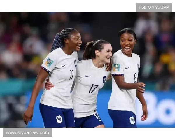 牙买加女足与澳洲女足激战正酣谁能在国际赛场上笑到最后