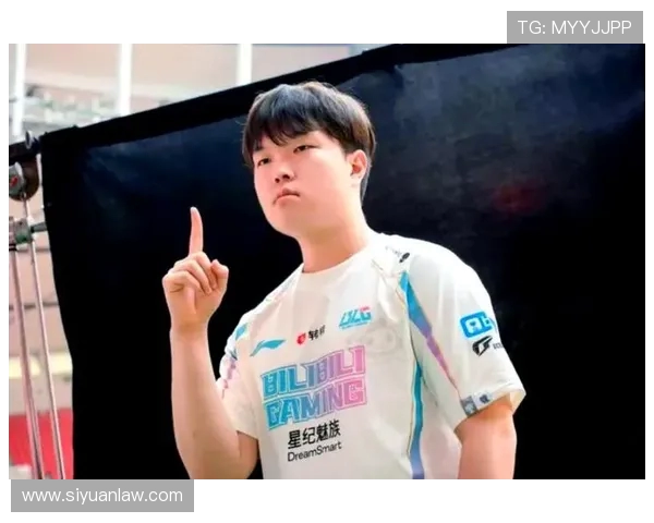 赛后分析：RNG与BLG在比赛中的心理素质对比与影响探讨